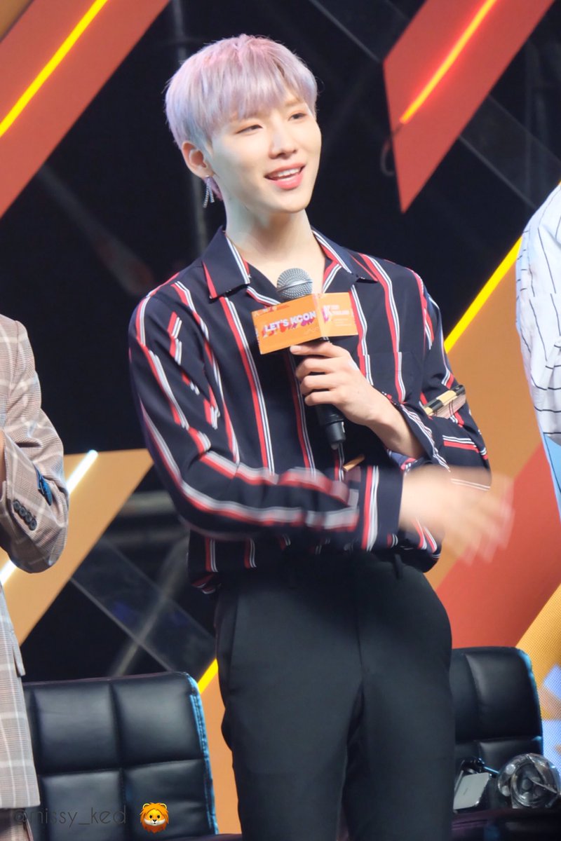 missy_ked's tweet photo. คุณชอนอุงผู้น่ารักกกกกก 🥰 #อุง #전웅 #AB6IX #AB6IX_KCON #KCON19TH #KCONTHAILAND2019 #STARLiveTalk #KCON_Convention https://t.co/l6vOzscFbP