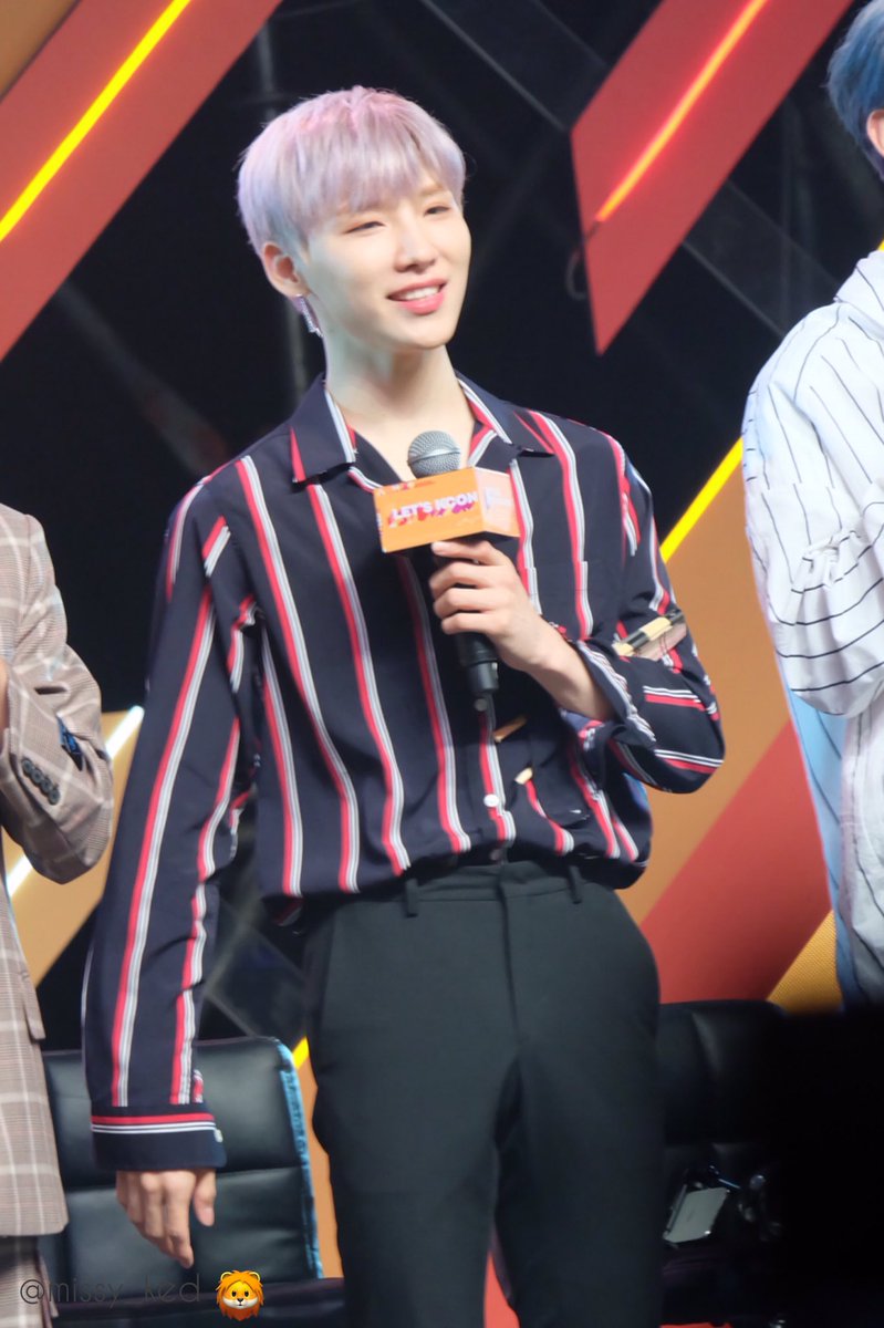 missy_ked's tweet photo. คุณชอนอุงผู้น่ารักกกกกก 🥰 #อุง #전웅 #AB6IX #AB6IX_KCON #KCON19TH #KCONTHAILAND2019 #STARLiveTalk #KCON_Convention https://t.co/l6vOzscFbP