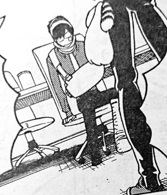 ああ～っうっかり……赤城の骨折、右足が正解です 今から単行本修正間に合うかな～～!?来月は突然逆の足を骨折した赤城が登場しま～す♿🏥 