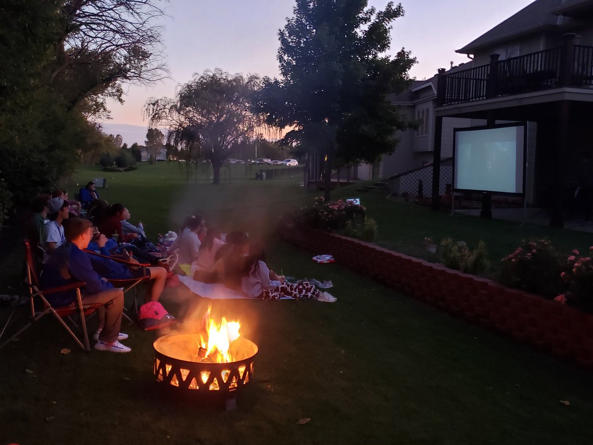 AHSschaefer's tweet photo. And we're underway!! APUSH fall movie night!
#ahstrojanfam https://t.co/r2dZ6Masmq