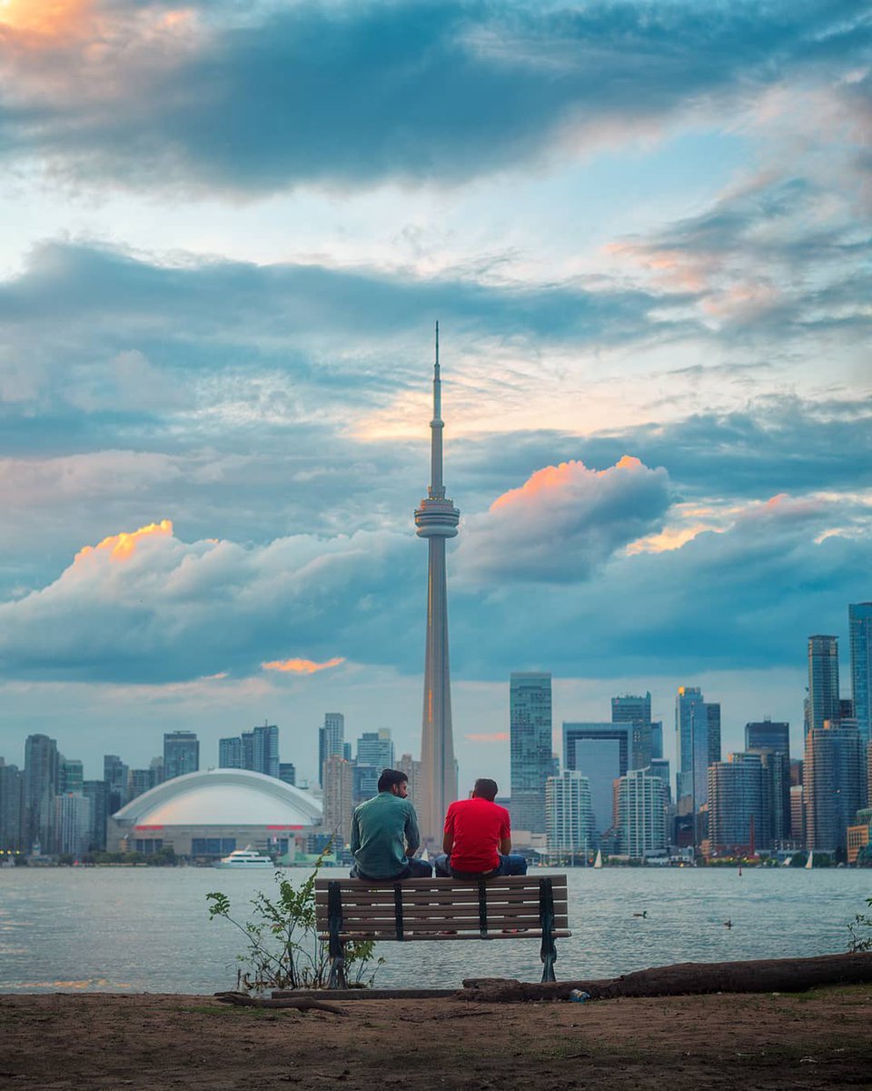 SeeTorontoNow's tweet photo. Sunday views 😍

📍 Toronto Islands https://t.co/Kr8Vh935it