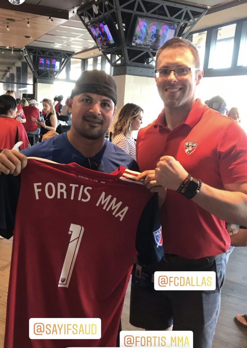 instagram.com/p/B3SrI7bFj2o/… Thank you <a href="/FCDallas/">FC Dallas</a> for treating the whole team and presenting us with this awesome jersey🙏🙏🙏