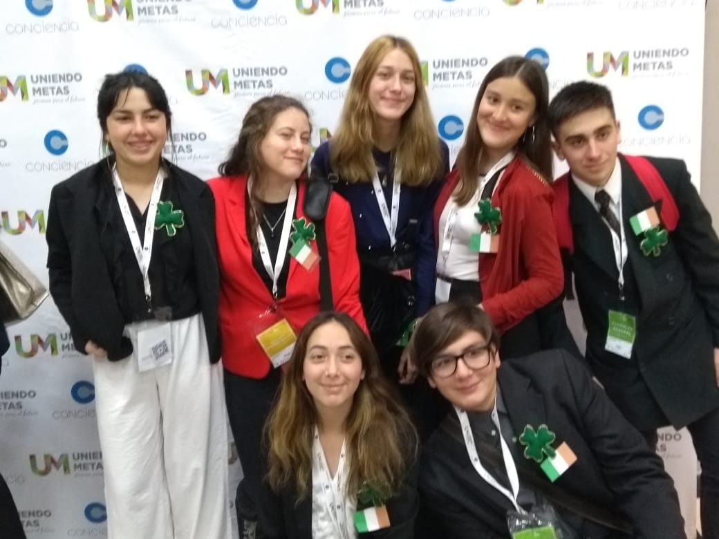 AlbertiRegion15's tweet photo. Hoy cierre del Modelo de Naciones Unidas instancia nacional!!! Felicitaciones a la delegación Albertina por la representación y a la Profesora María José Berazza por su acompa��amiento incondicional. @SecundariaDGCYE @JefaturaR15 https://t.co/NEN37DQDWu