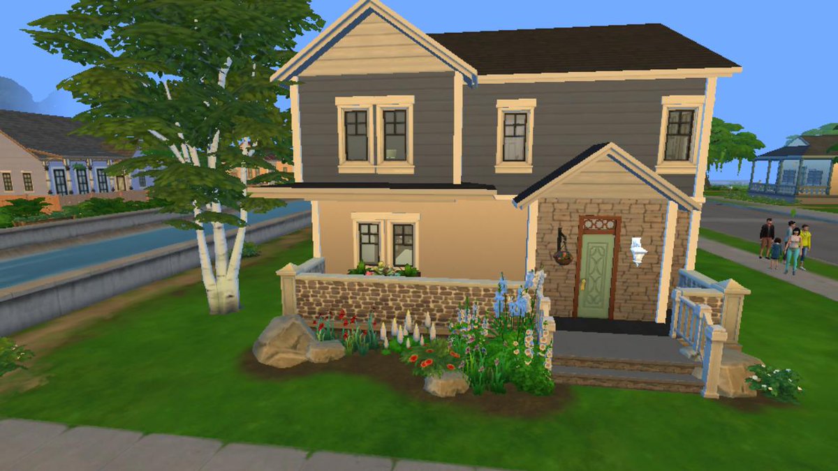 GravesBanisher's tweet photo. I did a new #Sims4 build recently :) I forgot to change the lot name so it is under its original name.. But its called Averson Home. Its on the gallery! Use #AversonHome or #SimsGraves I also made a family for this home, use #TheAversons ENJOY! <3 https://t.co/d8RavSkP1r