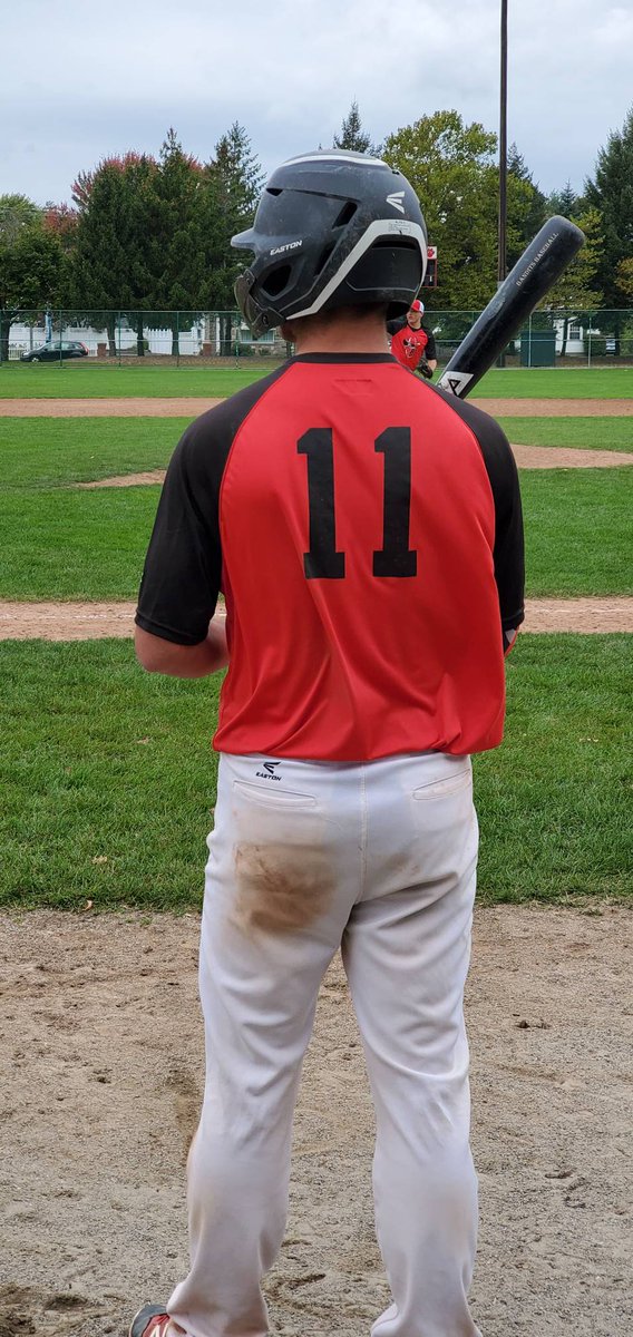 BBALLBANDITS01's tweet photo. Some final images from today's Red n Black Series. Up next for the Bandits Baseball Club:
16's + 18's in the @firecrackerbsb #columbusdaybash next! @FPUBaseball1 + @SNHU_Baseball with our great friends from @ME_Lightning_BB . Also watch team has a couple DH's left. Going to… https://t.co/BlQfhWiOql