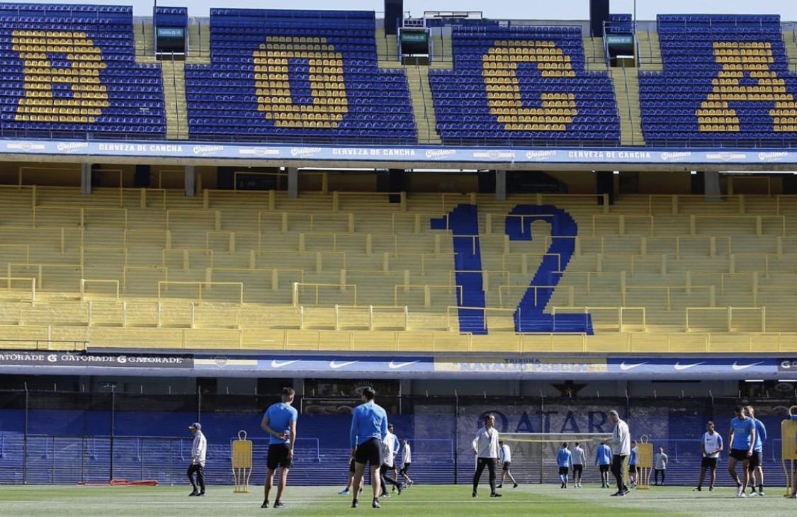 la12tuittera's tweet photo. #FixtureBoca 

13/10 #FechaFIFA
19/10 17:45 Racing(L)
22/10 21:30 river(L)🏆
31/10 21:20 Lanús(V)
3/11 11:00 Arsenal(L)
10/11 20:00 Vélez(V)
17/11 #FechaFIFA
24 o 27/11 Unión(L)
1/12 Arg. Jrs.(L)
8/12 R.Central(V)
☀🌊Receso de verano🏖🏝 https://t.co/z1T81XCFNt