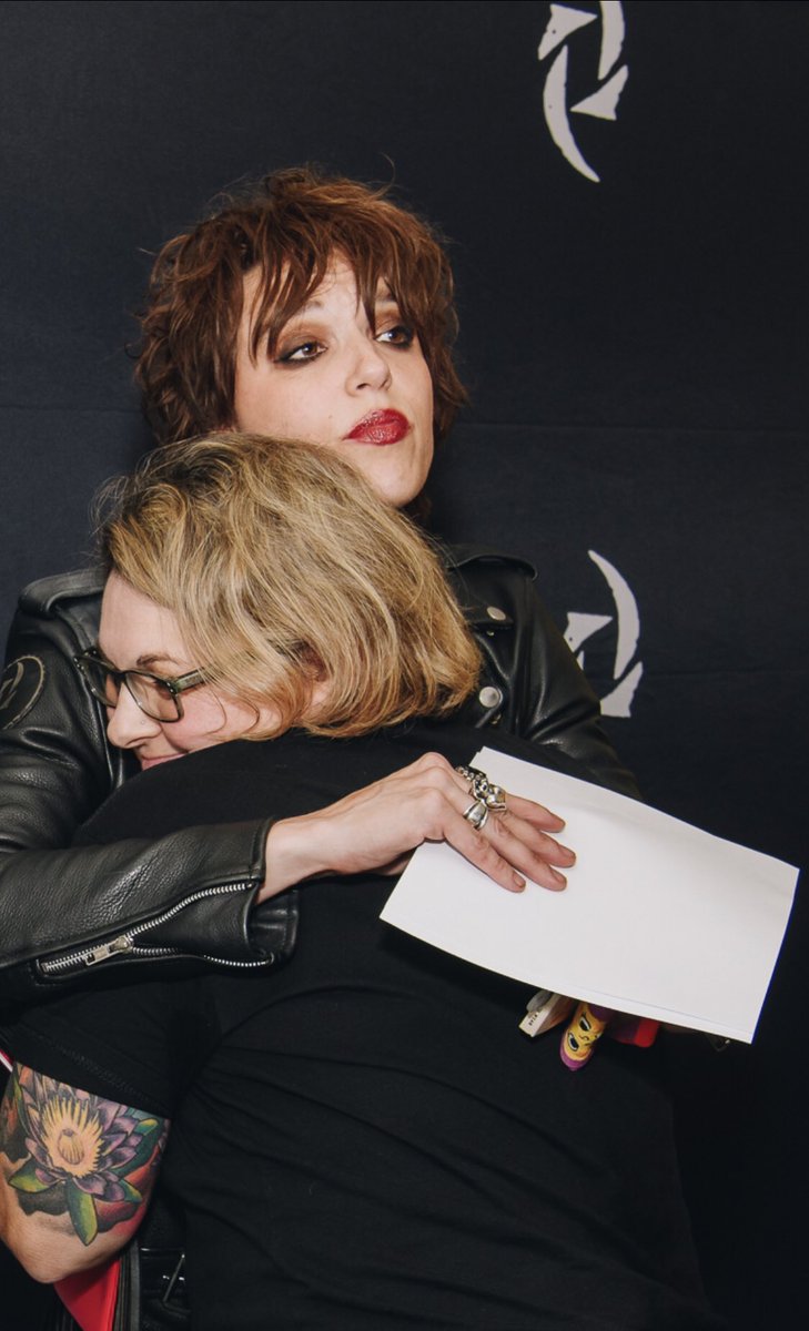 crystalshorthay's tweet photo. @LZZYHALE ... one of us looks like we’re in absolute heaven... the other looks slightly concerned for their safety 🤷♀️🤣😂🤣😂 #allthefeels #someonecallsecurity https://t.co/htK7TbJyPm