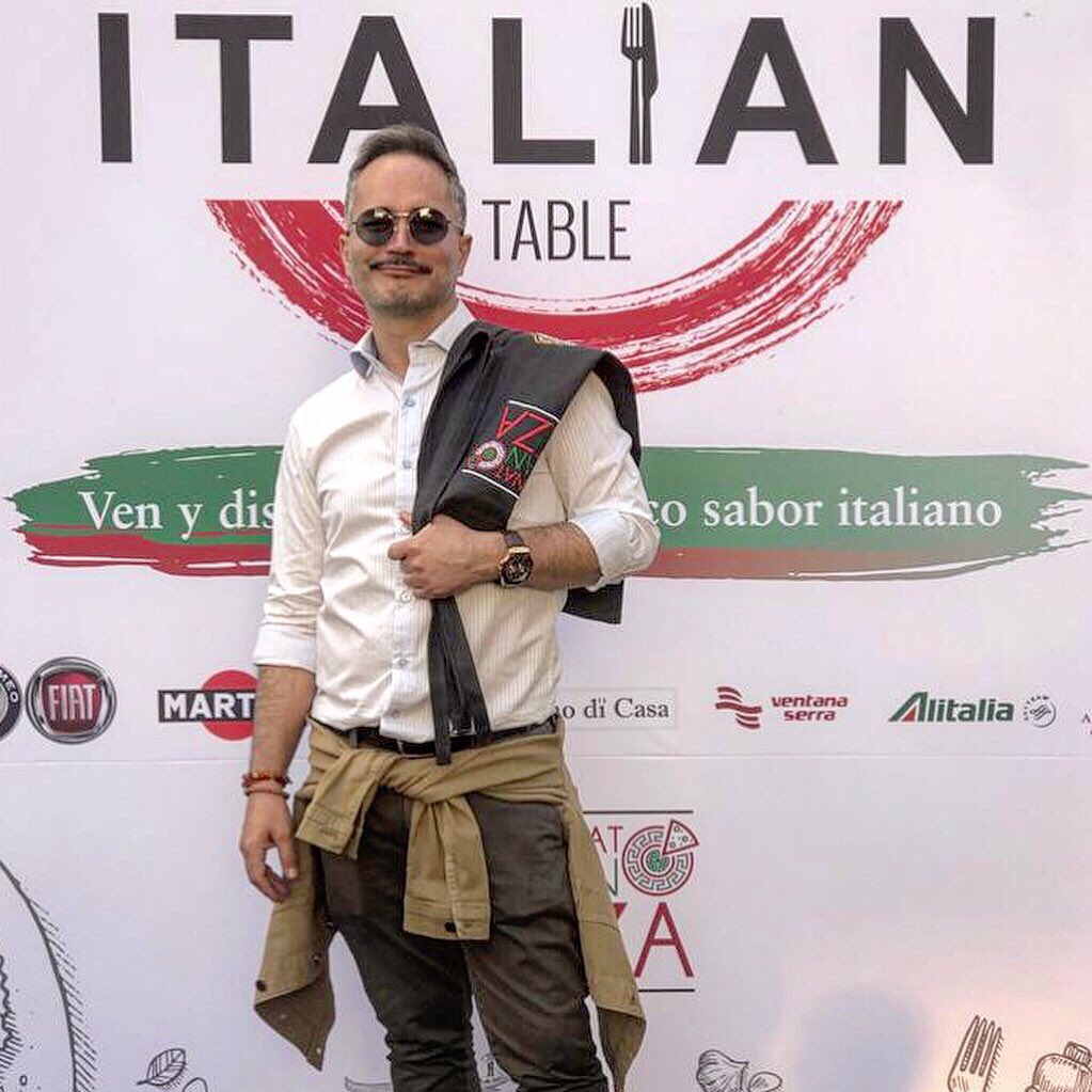 MiguelConde75's tweet photo. Los sabores de Italia en México en el Campeonato Mexicano de la Pizza 2019 #SaboraItaliaMx #TheAuthenticItalianTable 🤟
📸 Pizza Margarita &amp; los ravioles de #FornoDiCasa ➡️ https://t.co/x76t1WTpg3 https://t.co/2YPhbJOqc2