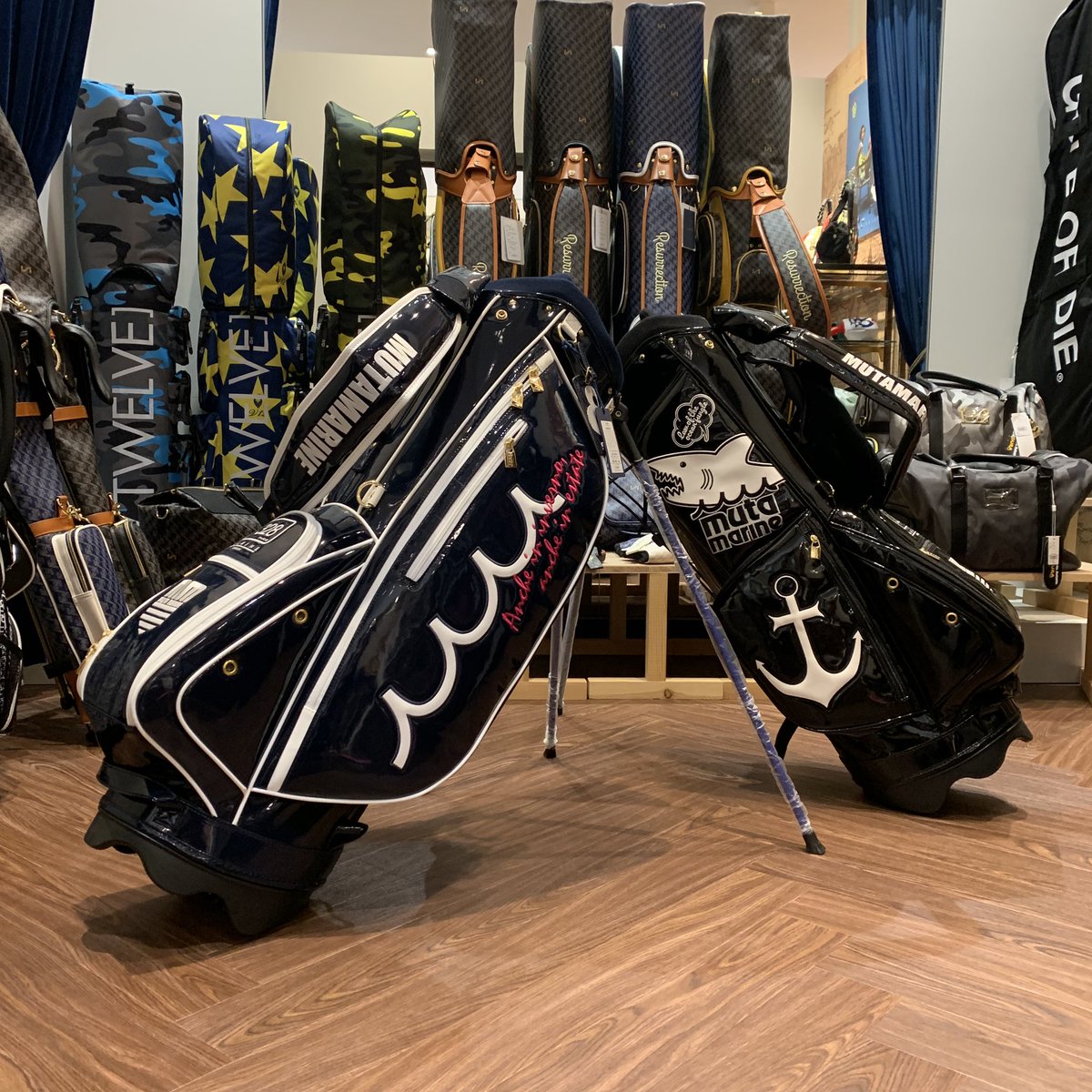 gossipgolf_kn's tweet photo. おはようございます、GOSSIP GOLFの中野です。
本日は #muta のご紹介です。
#ムータ は海のイメージが強いかもしれませんが #ゴルフ もかなり力を入れており #GOSSIPGOLF でも人気なブランドです。
https://t.co/gQ6NN7LYsB
#mutagolf #mutamarinegolf #ムータマリンゴルフ #ゴルフ女子 #ゴルフ男子 https://t.co/0IchqQf3iW