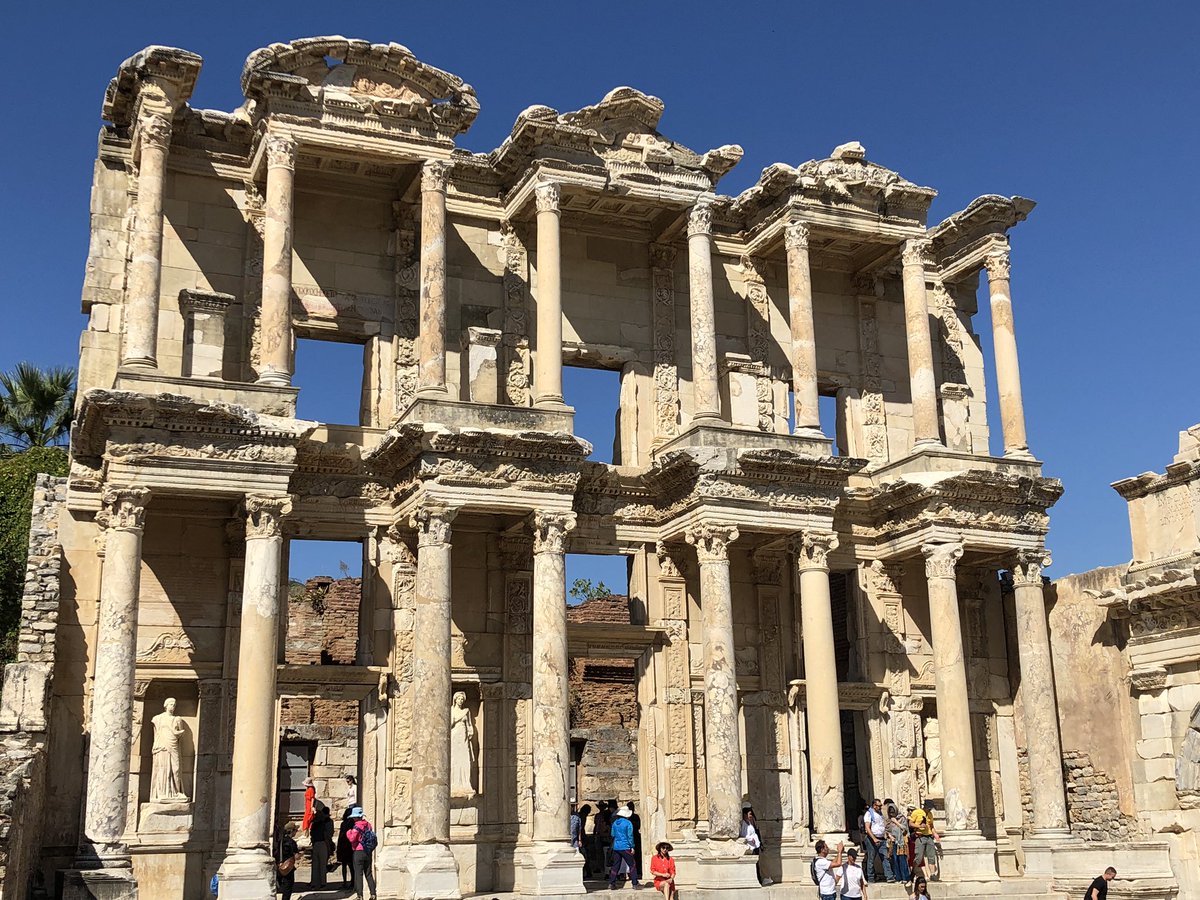 marthagarciaabo's tweet image. Librería de Ephesus! 😍 #Ephesus #libraryofcelsus