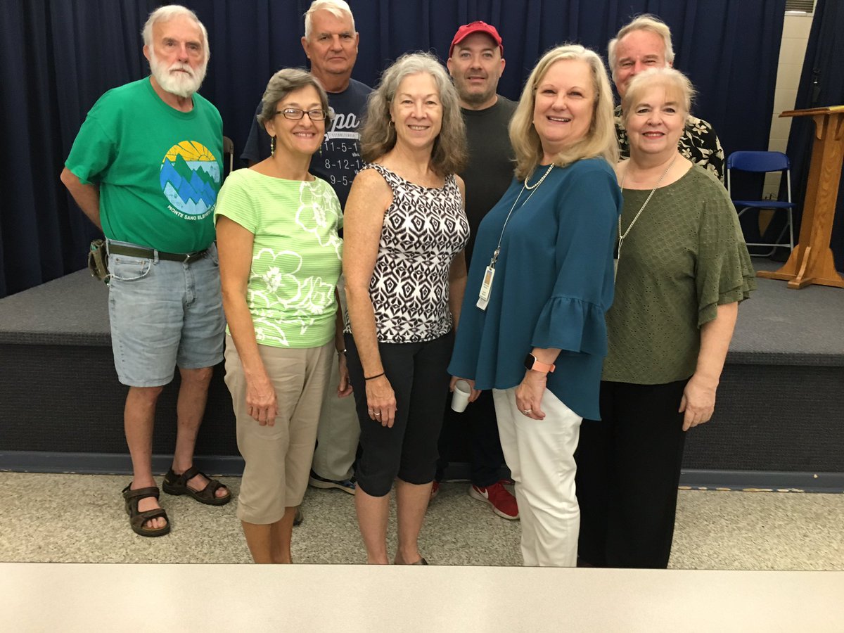 SanoSchool's tweet photo. Thank you to all who came out for Grandparents Coffee with the Principal! #msegrandparents #mse https://t.co/uhwga5gPvr