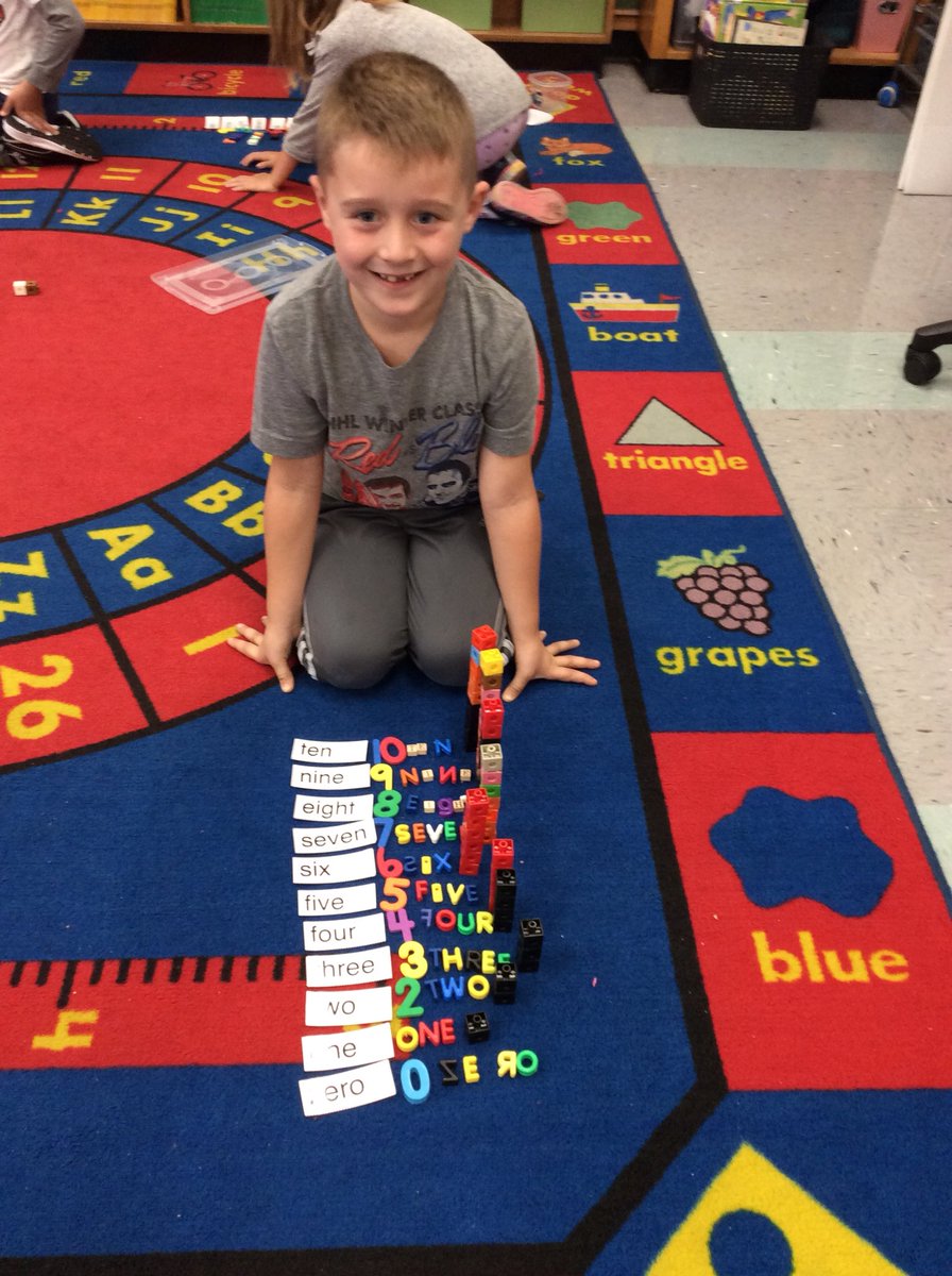 gr1DAgostini's tweet image. They really enjoyed this math activity! #joyfulmath #proud #smiles #focused #handsonlearning #manipulatives  @MsAwender @GlenwoodGriffin