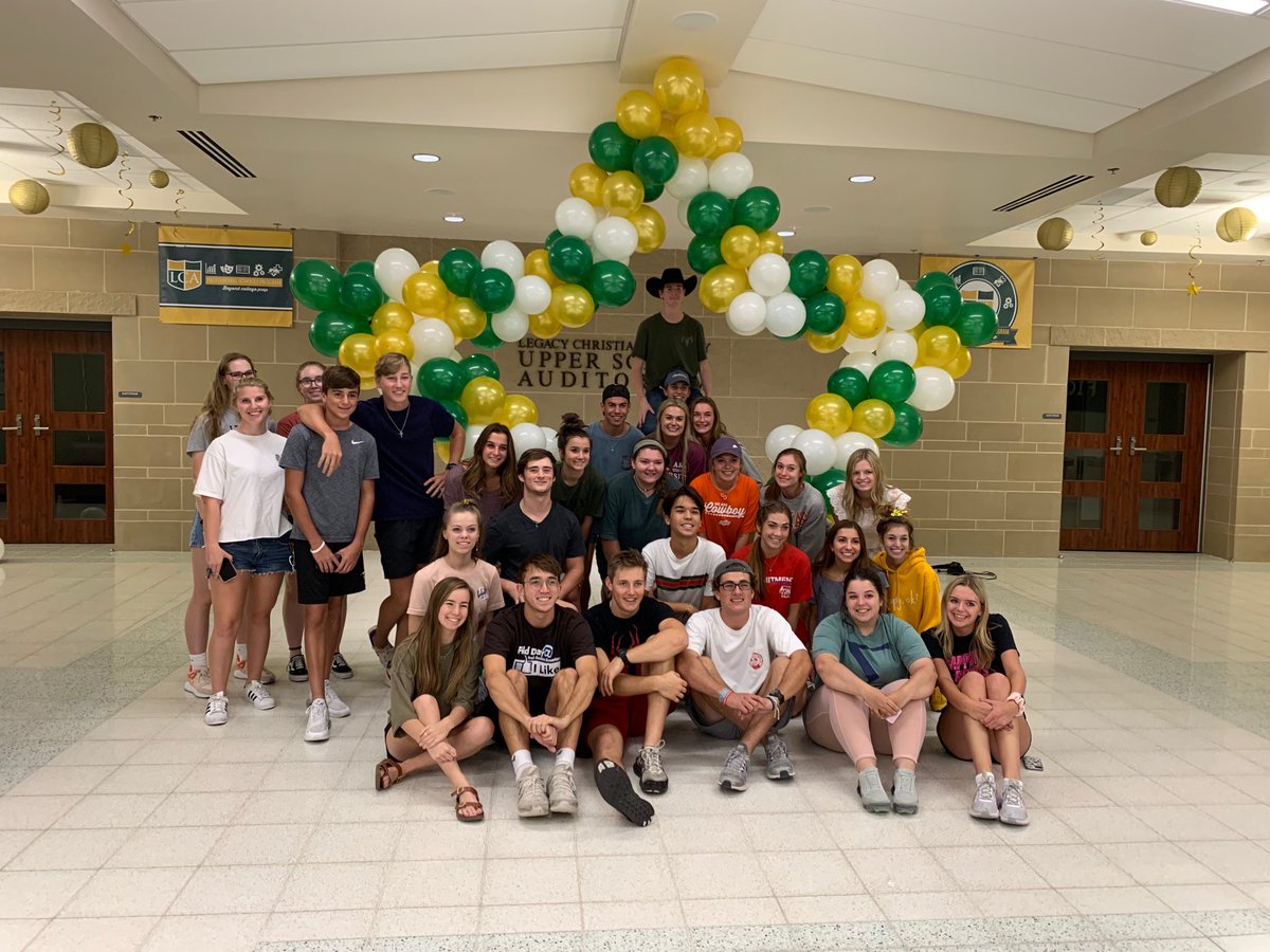 LegacyMosley's tweet image. Getting set for HOCO week!  Thanks @friscolegacy student leaders for serving!