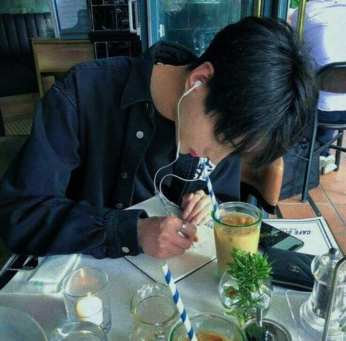 GUYYYSY's tweet photo. RT,dm=ตามทักค้าบบ #บอทโสดหาคนคุม #บอทหาผัว #บอทหาเมีย #บอทเหงา #บอทเงี่ยน https://t.co/Pbd3iuP0Iz
