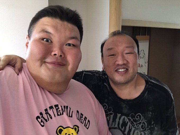 EGPwK1gU4AAQJzL?format=jpg&name=small