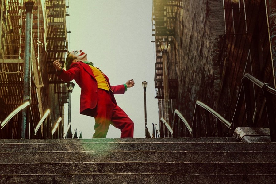 Başarısız bir komedyen olan Arthur Fleck’in hayatını konu edinen “Joker” filmini yorumlayan Murat Emir Eren’in yazısını filmloverss.com/joker adresinden okuyabilirsiniz
#JokerFilm #filmloverss