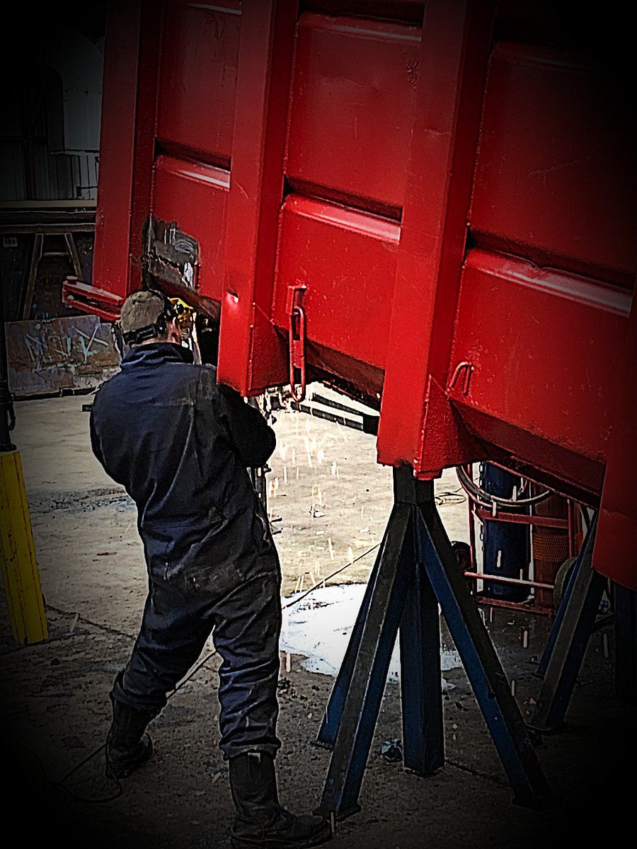 CooperGroupUK's tweet photo. Skip repairs in full swing....
#fabrication #weldrepairs #skiprepairs https://t.co/7SoM7osHCu
