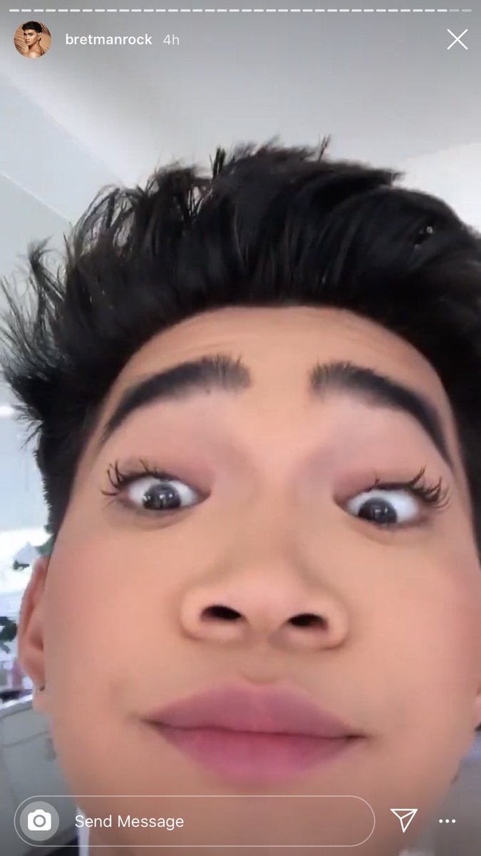 KingKelyse's tweet photo. When the lash fill is overdue😭😭😭😭😭 @bretmanrock https://t.co/KRifH0EASg