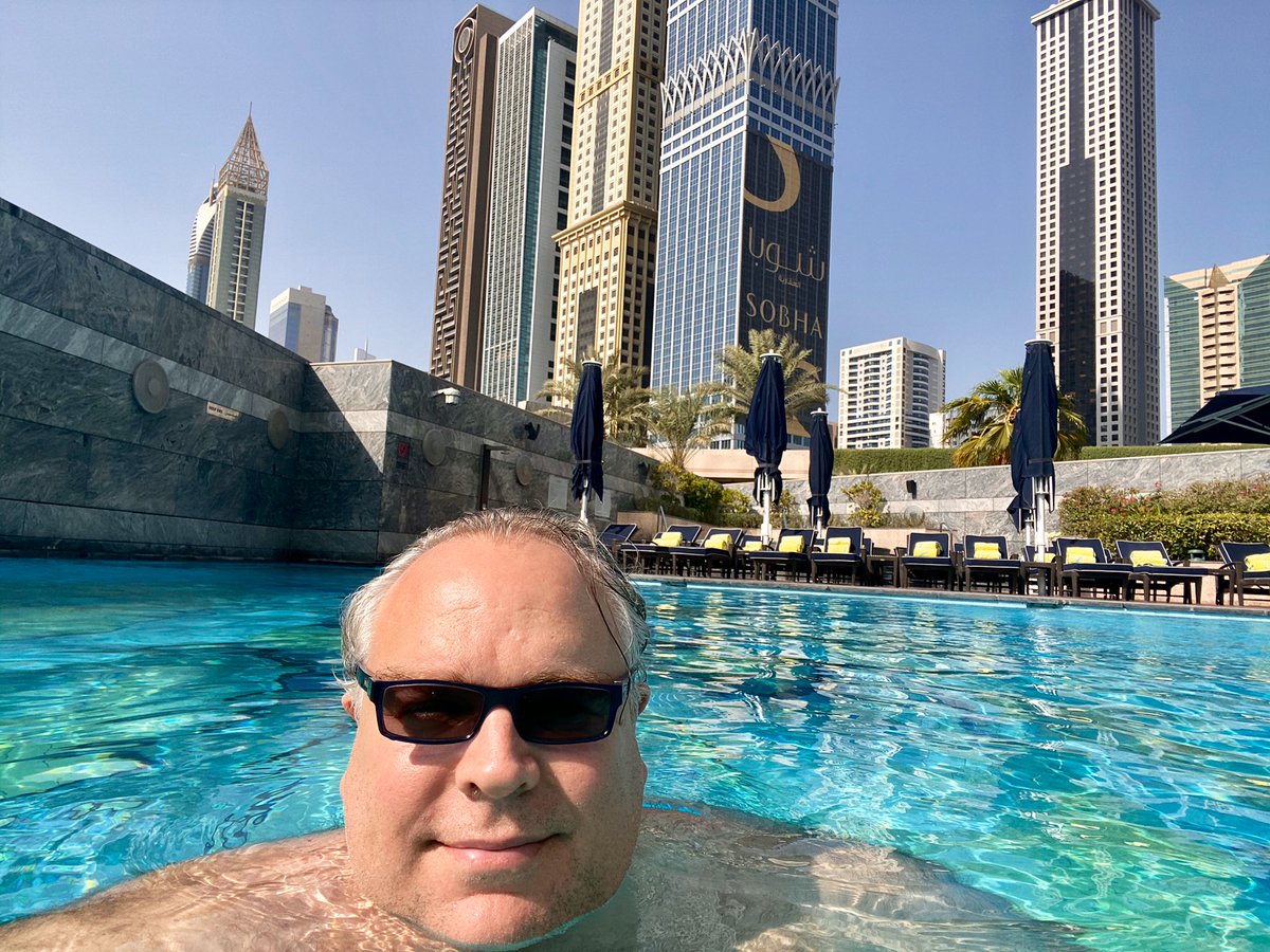 EvanKirstel's tweet image. 🌞 Not a bad start to a Monday! #GITEX2019 #GITEX #GitexTechWeek2019 #MondayMotivation #MondayMood #Dubai