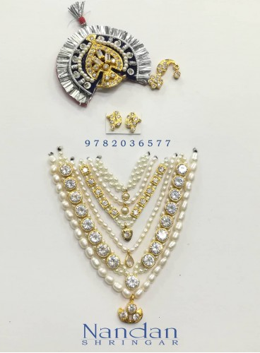bhatia1051's tweet photo. Beautiful Heera moti jod
made in silver american diamond 
Real &amp; semi precious Pearls
Order Now from:
https://t.co/Kr5VWTFTeV
Contact on: 9782036577
#shrinathji_shringar #lalan_shringar #pushtimargshringar #pushtimarg #shringaronline #Shreejibawashringar https://t.co/Dl6u9KEzw9