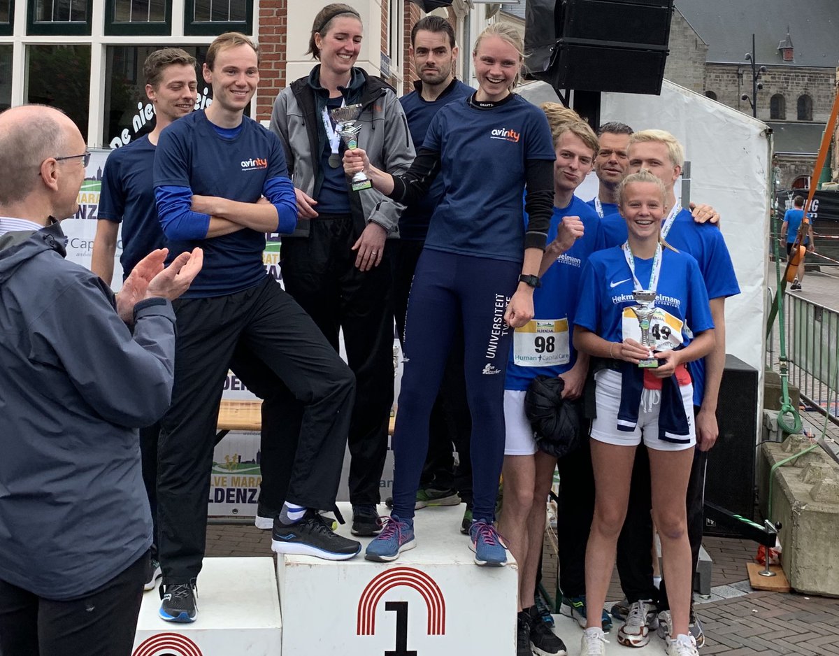 HekmanSuelmann's tweet photo. Hekman Suelmann Accountants, 3e plaats behaald bij bedrijvenloop. Knappe prestatie hardlopers! https://t.co/kFxDBMWOqb