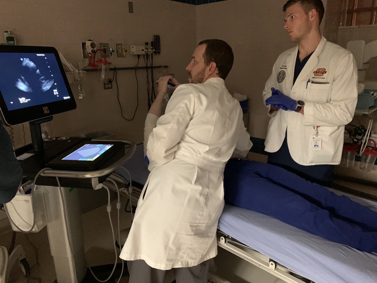 Okstate_EM_Res's tweet photo. Dr. Lane teaching our medical students ultrasound tips #acgme #emergencymedicine #BSUS https://t.co/N8clmQwxdh