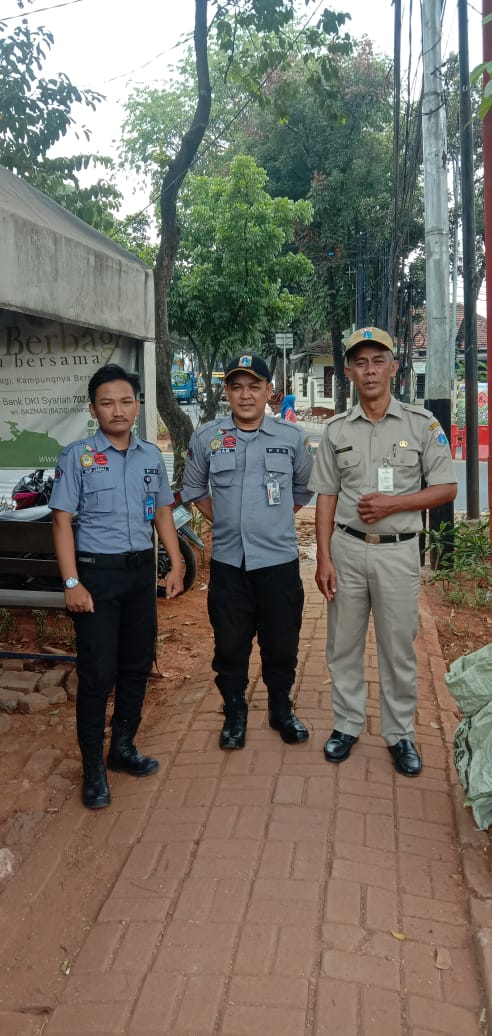 Kaise Pemberdayan dan Rehabilitas Sosial Bpk <a href="/an_sori1975/">Ansori</a> melakukan monitoring titik pantau <a href="/satgasp3s/">Satgas P3S DKI</a> posko pertanian dan lebak bulus <a href="/DinsosDKI1/">Dinsos DKI Jakarta</a>