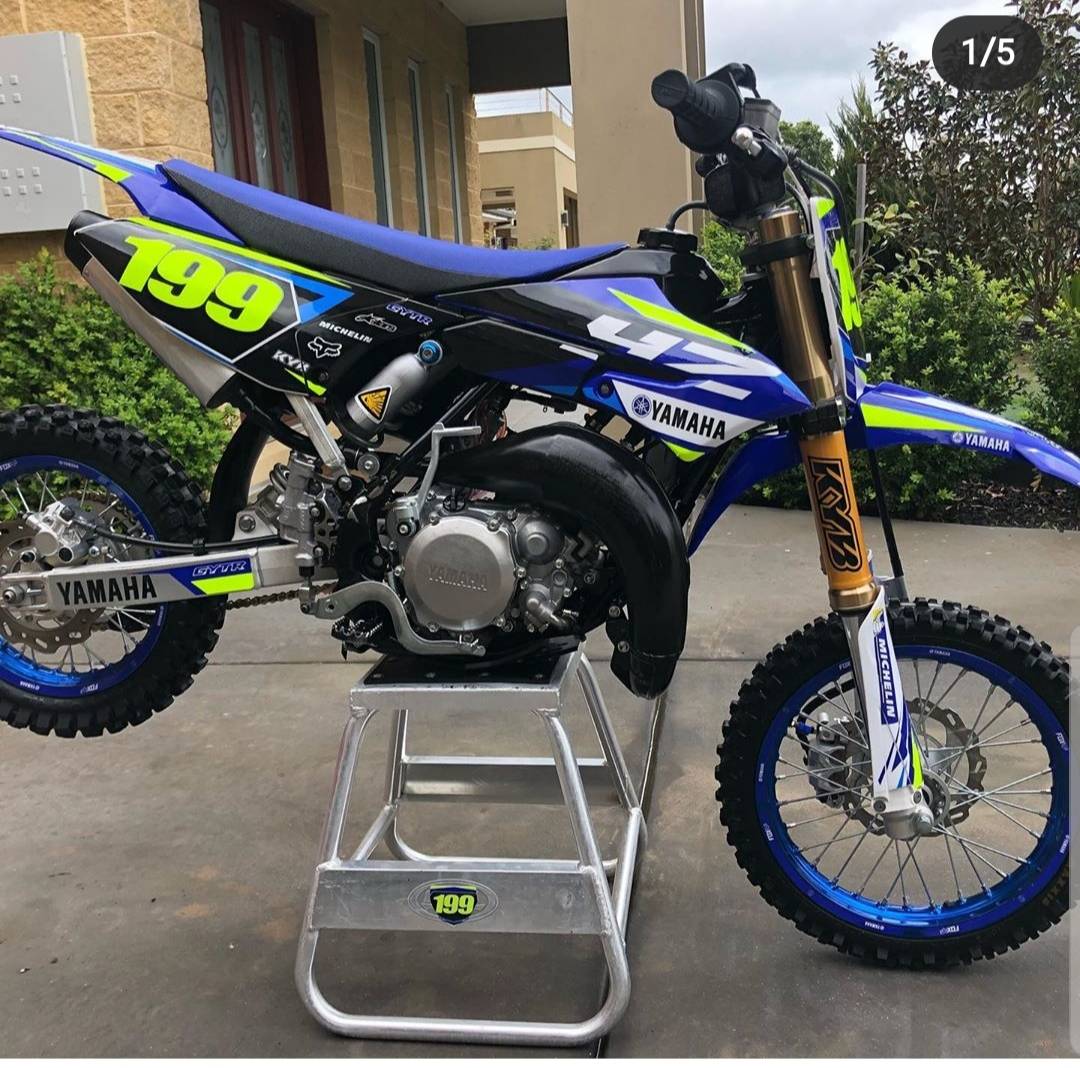 So grateful when friends of ours move overseas and still support us. Thanks guys! @mx_life_racing

|racestargraffix.com|
Info@racestargraffix.com 
We. Are. Moto ™