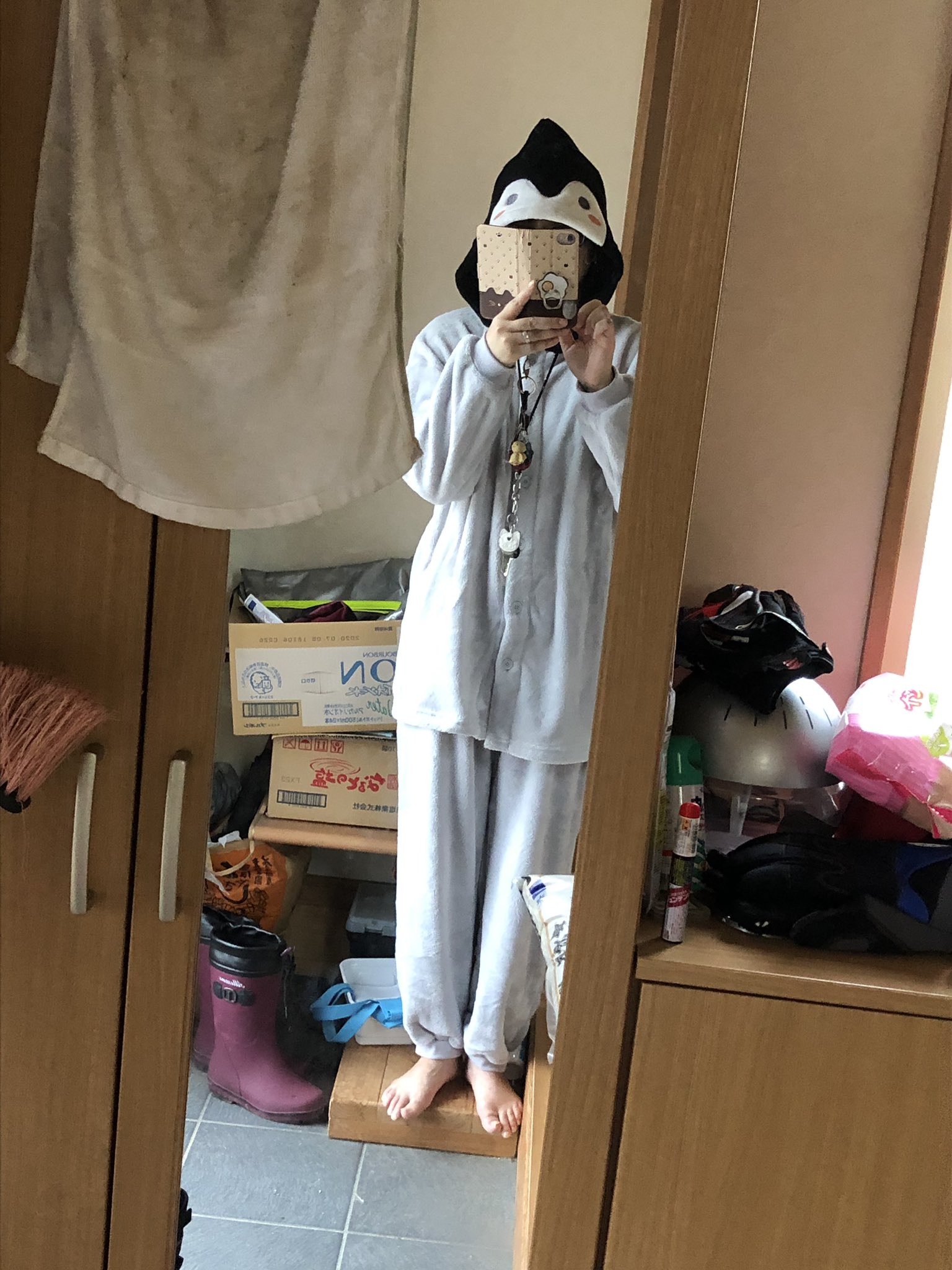 ゆきよ ゆき En Twitter しまむらでコウペンちゃん着ぐるみパジャマを買いました 163cm少し太め でサイズ感はこんな感じです 袖裾ともに丈が長めなので手足がもっと長くても行けるかなあと思います 色々散らかっていてすみません ゆきよ ゆき En Twitter しまむらでコウペンちゃん着ぐるみパジャマを買いました 163cm少し太め でサイズ感はこんな感じです 袖裾ともに丈が長めなので手足がもっと長くても行けるかなあと思います 色々散らかっていてすみません