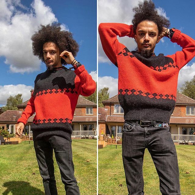 Retro red and black wool jumper 🖤❤️ get ready for chilly days
See bit.ly/2niDmbX for more details
#rockyandkook #autumnfashion #vintageshop  #retrostyle #retrofashion #vintageclothing #wool #sustainablefashion #rewear bit.ly/2ViePA8