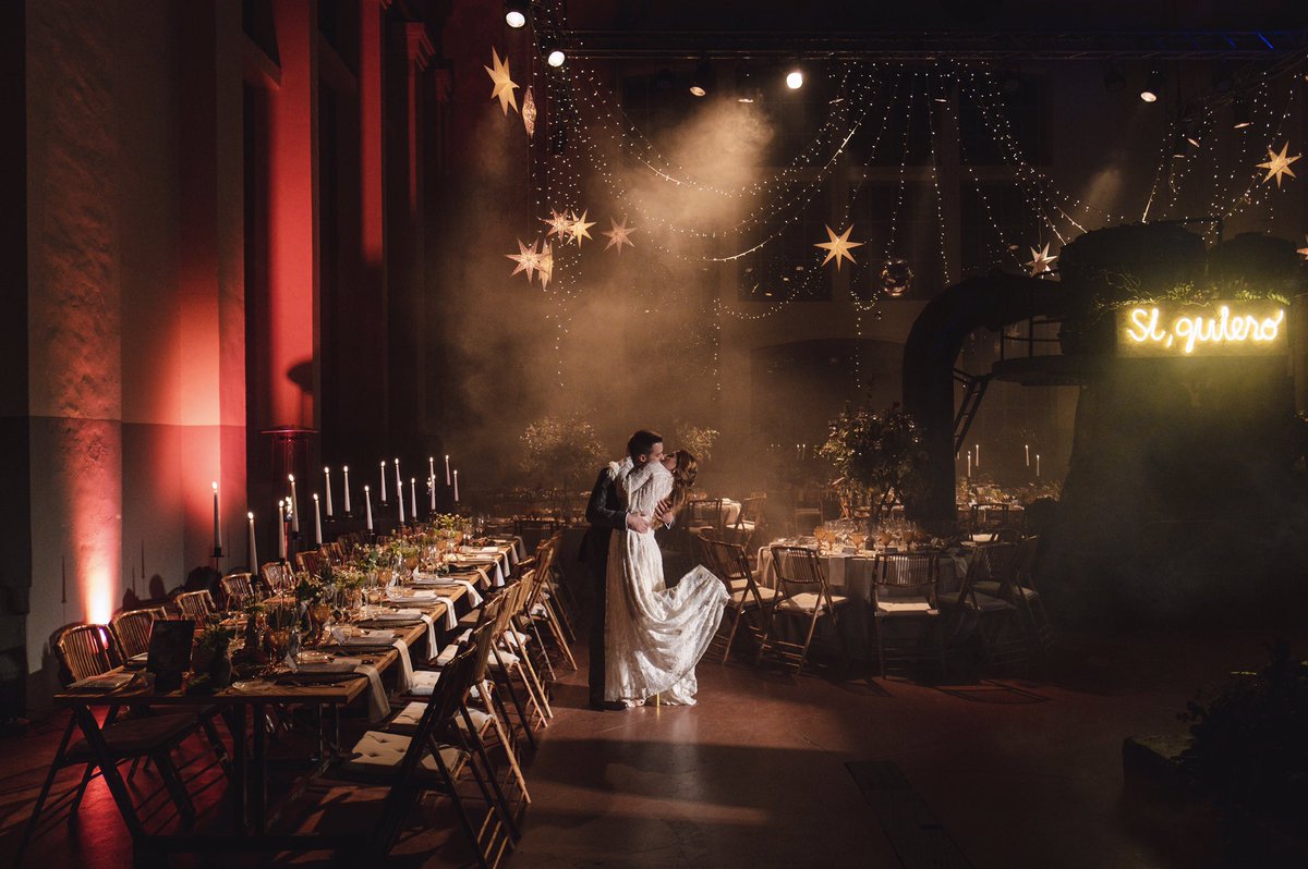 Crear un universo lleno de estrellas para nuestros clientes 💫 Feliz!