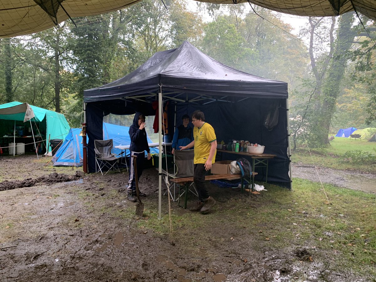 BarefootCamper tweet media