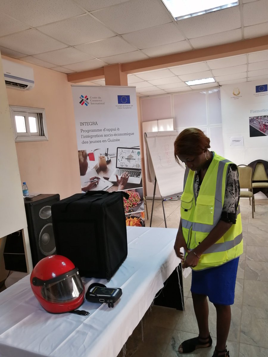 Session de #Picth avec les #femmes Chefs d'entreprise dans la #logistiqueurbaine 🛵🛒📦 en vue d'améliorer les services de livraison en 🇬🇳 #community #elogistique #pme #dernierkilometre #lastmilelogistics #logistique #digitallogistis