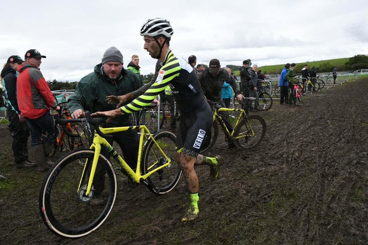 AussieLarry's tweet photo. Was some weekend of 'proper cross' at round 2 of the National Trophy on the weekend - all the results here - https://t.co/IbVrQFpQgu #congrats @DaveHaygarth &amp; team

More cross results on https://t.co/0LC0jmPDp4 and more to come - off to a team launch now ... #busybusybusy https://t.co/zMU4VTnDAX