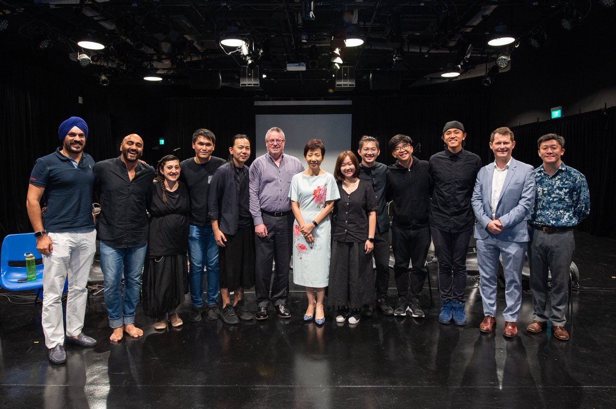 An honour to join Minister for Culture, Community and Youth, Ms Grace Fu, for a special performance of '宿 (stay)', a 🇸🇬-🇦🇺 creative collaboration from Singapore’s <a href="/SAtheCollective/">SAtheCollective</a> and @KurinjiMusic from Sydney. Outstanding! Photo credit: Joseph Nair