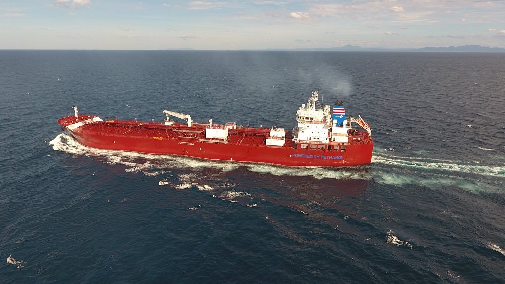 Takaroa Sun - low emission methanol-fueled chemical tanker delivered to Nippon Yusen Kaisha
vesselfinder.com/news/16556-Tak… #NipponYusenKaisha #ΝΥΚ #TakaroaSun #ΜethanolCarrier #HyundaiMIPODockyard
