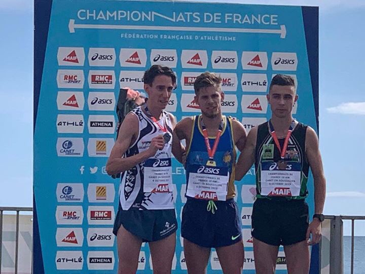 JuSports30's tweet image. Et on commence la journée par les magnifiques championnats @FFAthletisme du 10 kms à Canet en Roussillon du club alésien de l’ #AC2A. 
C’est à lire ci dessous 
jusports30.com/2019/10/lac2a-…
Petit clin d’œil à Pierre Cathy Devarieux de l’ACNAnduze qui termine 6e vétérans.