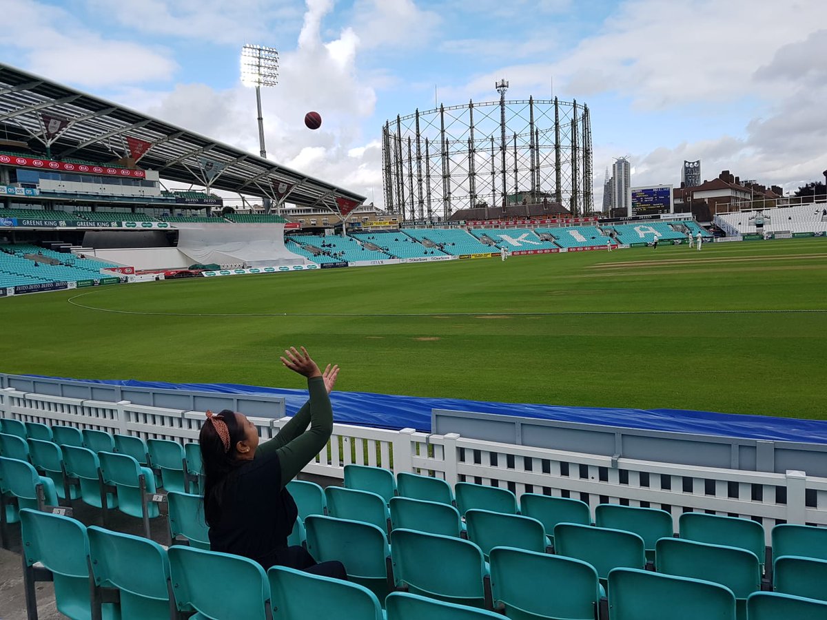 AnnieCricket's tweet photo. #GetMondaydone(well) https://t.co/xwFJMI0QAN