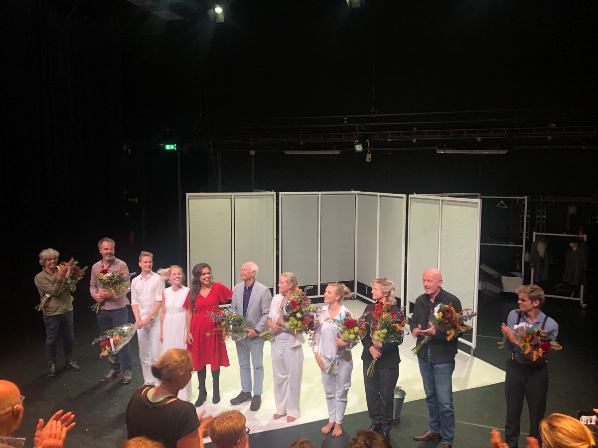 Gisteren in première gegaan deze must see 8+ theatervoorstelling. Bravo! gnaffel.nl/komend_seizoen… <a href="/TheaterWEI/">Theater WEI</a>