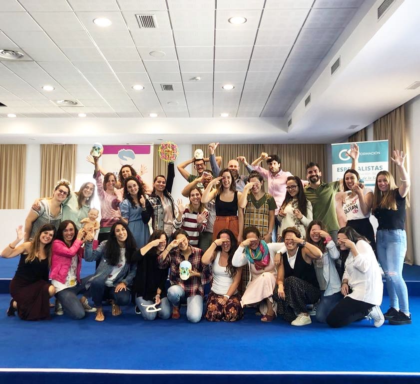 EtiTmpi's tweet photo. 📸 Nuestro paso por Sevilla #FormaciónTMPI 
📚Seminario 5, Terapia Manual Pediátrica Integrativa, evaluación y tratamiento del cráneo en #pediatría👩‍🏫👨‍🏫Un encuentro con docentes de lujo, Estefanía Deshayes, Nuno Matos, Manu López... @GFysio 
#fisioterapiapediatrica https://t.co/Pmnv4B1P3L