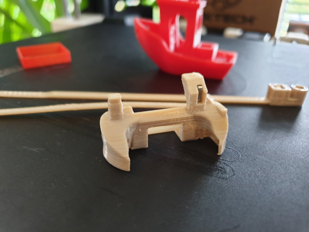 pcpointer's tweet image. First PEEK result with a modified Prusa i3 MK3 from PCPointer.de. print is a fan duct. 

Temp 412/132°C/Chamber : 45-50°C
Print speed: 10mm/s; 0.2mm layer height 

#prusa3d #sliceengineering #pcpointer #mosquitohotend #3Dprinting #3dprint #3dprinted #peek