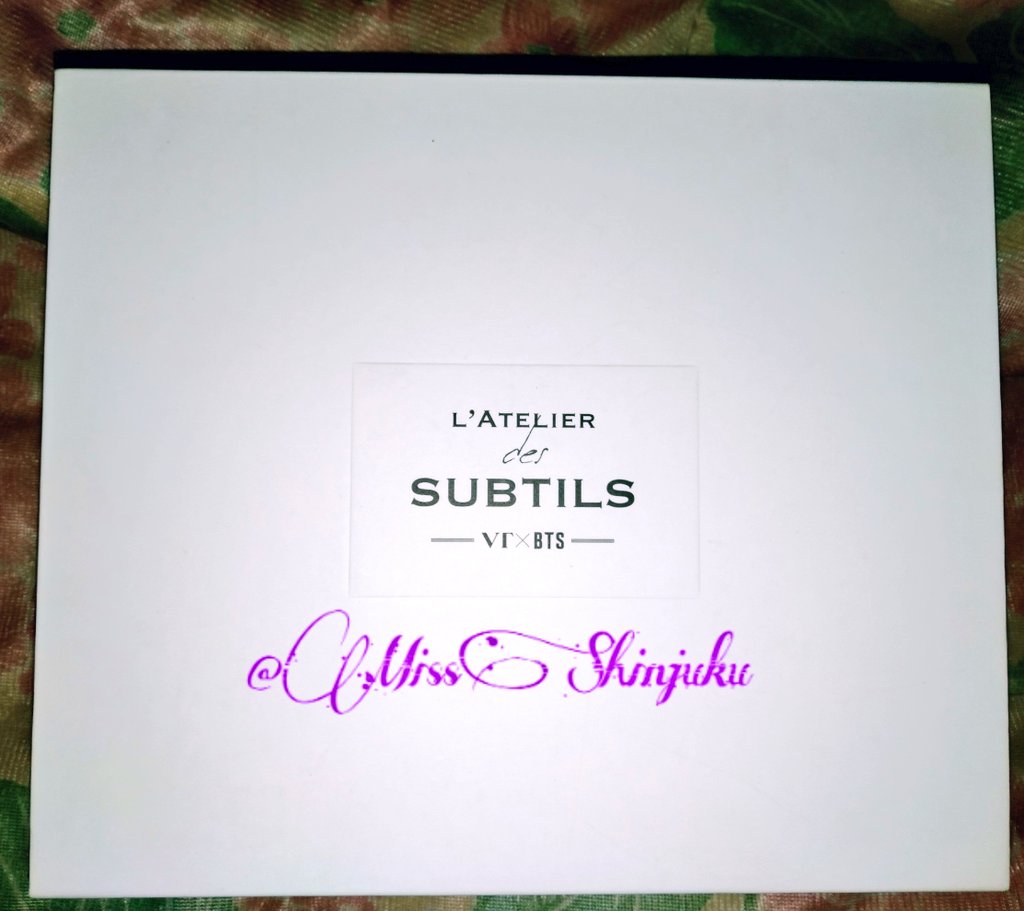 MissShinjuku's tweet photo. Park Jimin Birthday Giveaway!🎊

♥No need to follow me
♥RT &amp; like this tweet
♥RT all tweets in this thread👇 https://t.co/jXP4XMtRHm (will check)
♥🇲🇾ARMY only
⏲️ 20/10

Prizes:
🐣Magnetic VT L'atelier Box
🐣Customized Jimin T-Money
🐣Chimmy's items

All official! Good luck! https://t.co/ufe86EQpHe