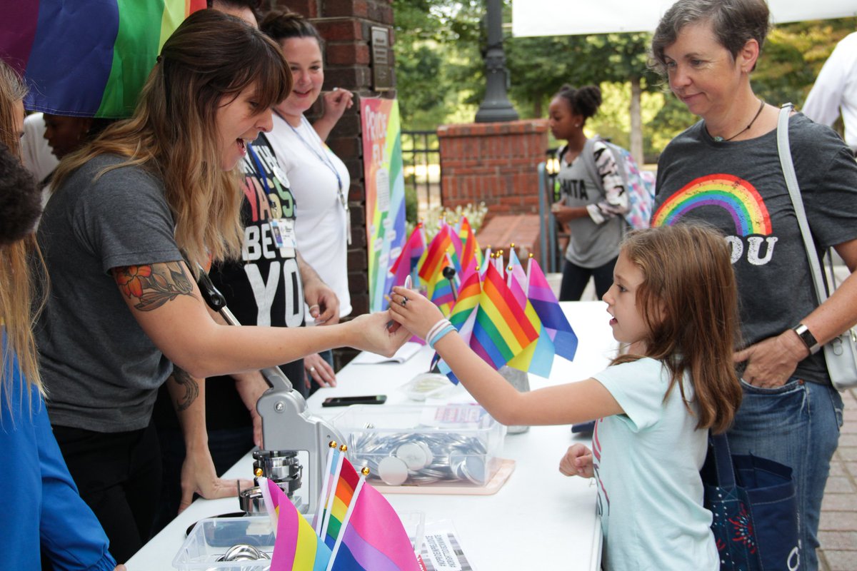 TCS_Atlanta's tweet photo. Happy #ATLPride week from #TCSAtlanta! 🏳️‍🌈TCS Rainbow Connection kicked off the celebration with our first "OUT Under the Portico" pop-up event full of activities, gathering, learning, and love. ❤️🧡💛💚💙💜 https://t.co/xzlCXkRXMQ