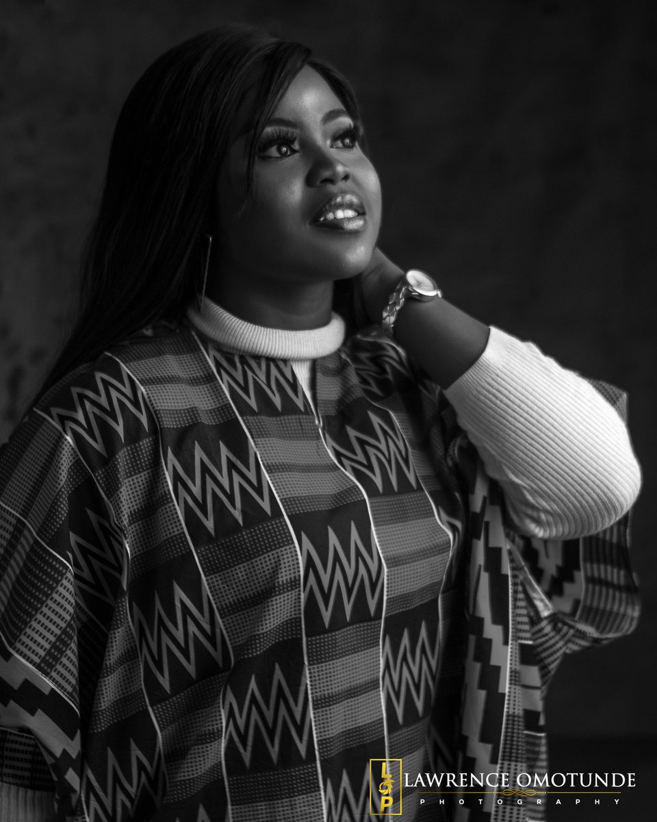LopStudiosNG's tweet photo. Happy birthday. Shot by @omotundegbenga for @LopStudiosNG https://t.co/n4CV298TJR