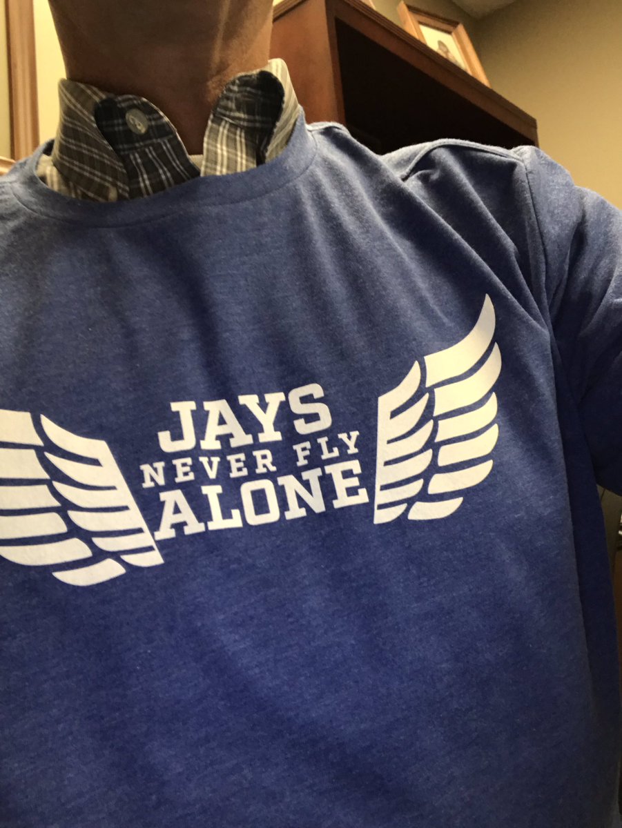 wwyjr's tweet photo. So proud of @gocreighton student athletes, @creighton athletic staff, and @HealthyBluejays (Student Counseling)as they collaborate on the #JaysNeverFlyAlone campaign today for@mental health awareness! https://t.co/nOFOlQUwpH