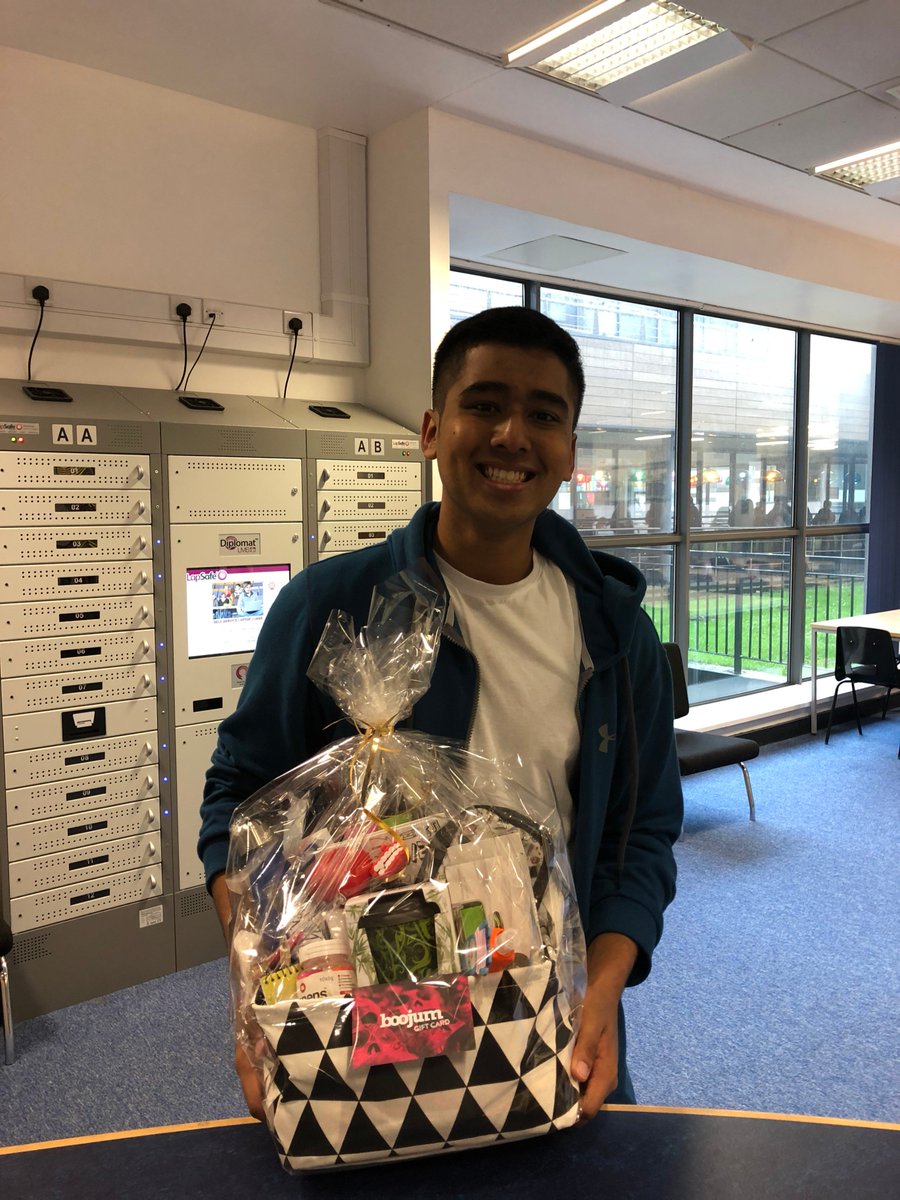 QUBLibrary's tweet photo. #Congratulations to our #FreshersWeek2019 winners Rubern and Alexandra. Enjoy your prize! #LoveQUBLibrary https://t.co/Pn0qMveUrn