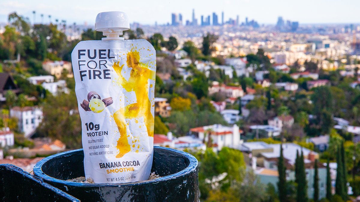 Fuel_For_Fire's tweet image. Fuel for the Monday hustle 🚴‍♂️ 🚗 🏙 #FuelForFire #BananaCocoa #mondaymotivation #proteinsnack