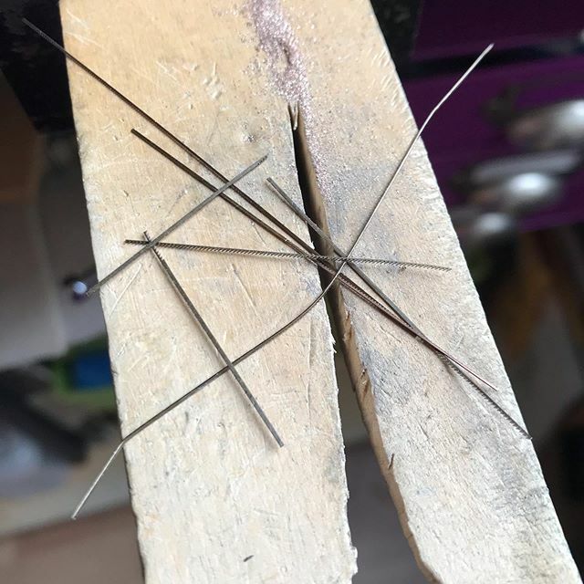 Hopefully a reassuring photos for those of you who have been on one of my workshops......broken saw blades happens to all of us, sometimes multiple times on one piece! #zoeruthdesigns #jewelleryworkshop #brokensawblades #onmybenchtoday ift.tt/30Q4Mni