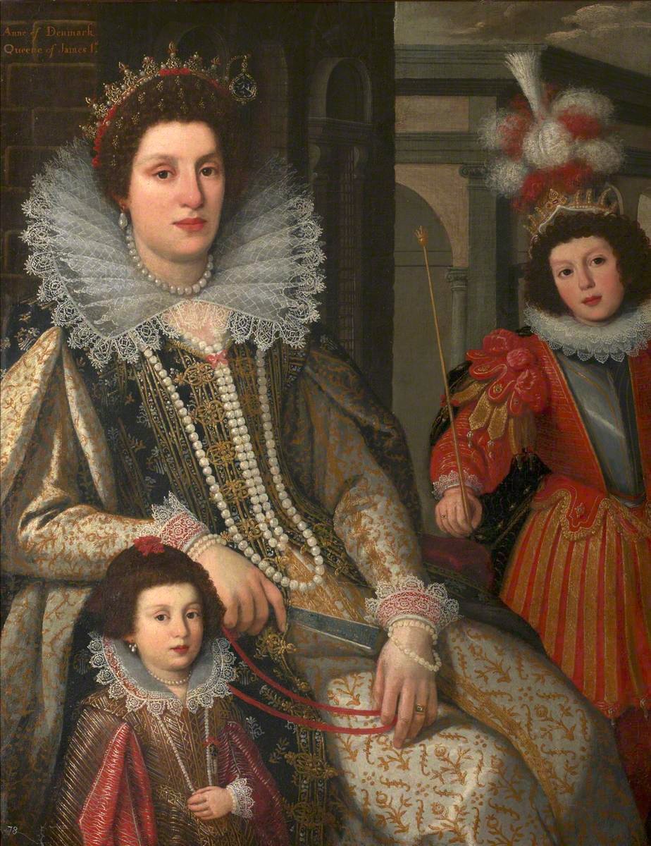 OldPortraiture's tweet photo. Born #OnThisDay in 1589: #MariaMagdalenaofAustria (1589-1631), #GrandDuchess of #Tuscany as wife of #CosimoIIdeMedici
#Portrait with children #FerdinanII & #AnnadeMedici by Jacopo #Ligozzi (1547-1627), ca. 1620
#Habsburg #Medici #Portraiture #ItalianArt #Baroque
#OxburghHall https://t.co/bl9JmINqZz