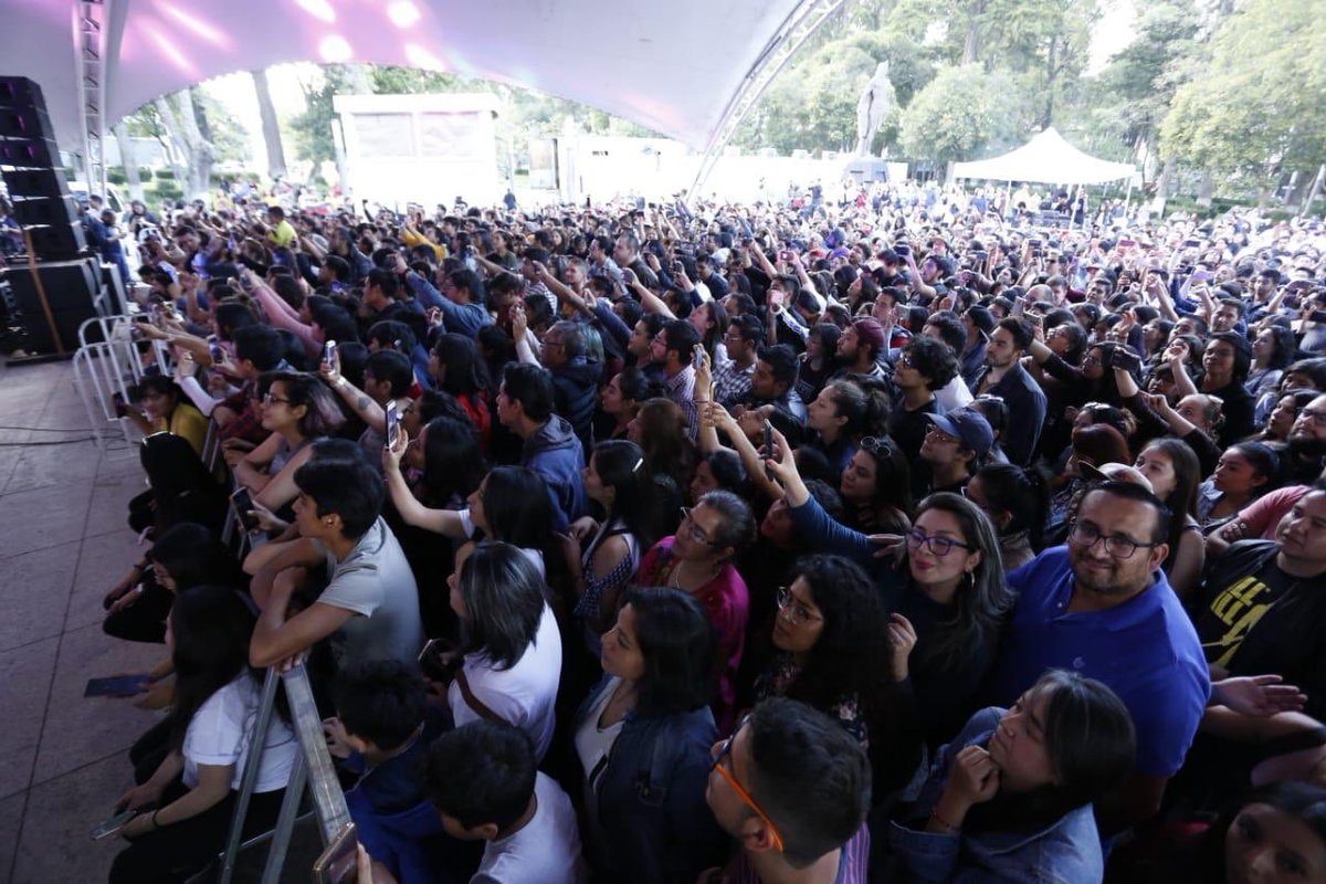 AmgsInvisibles's tweet photo. ¡Gracias #toluca! Muy buen #show ayer en el cierre de la @Filem_Mx Gracias por el cariño y por recibir el #heat de #tocamela ¡Volveremos! 🔥❤️🕺🏼 #filem2019 @CulturaEdomex https://t.co/XivNkHWrPx